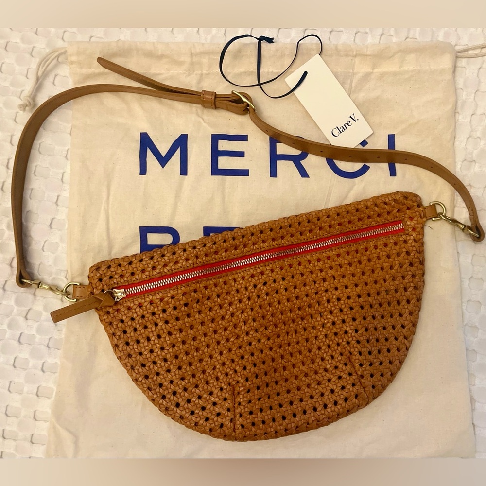 Clare V Grande Fanny tan Ratan crossbody bag EUC